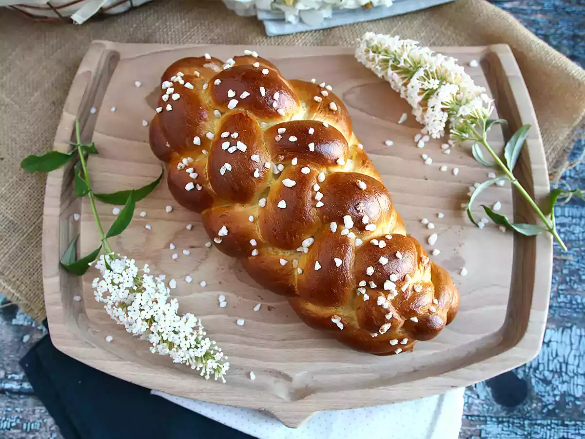 Brioche trenzado de 8 hebras