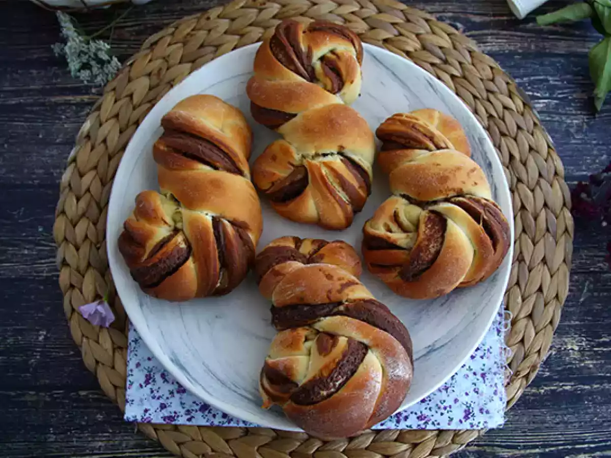 Brioches trenzados de Nutella