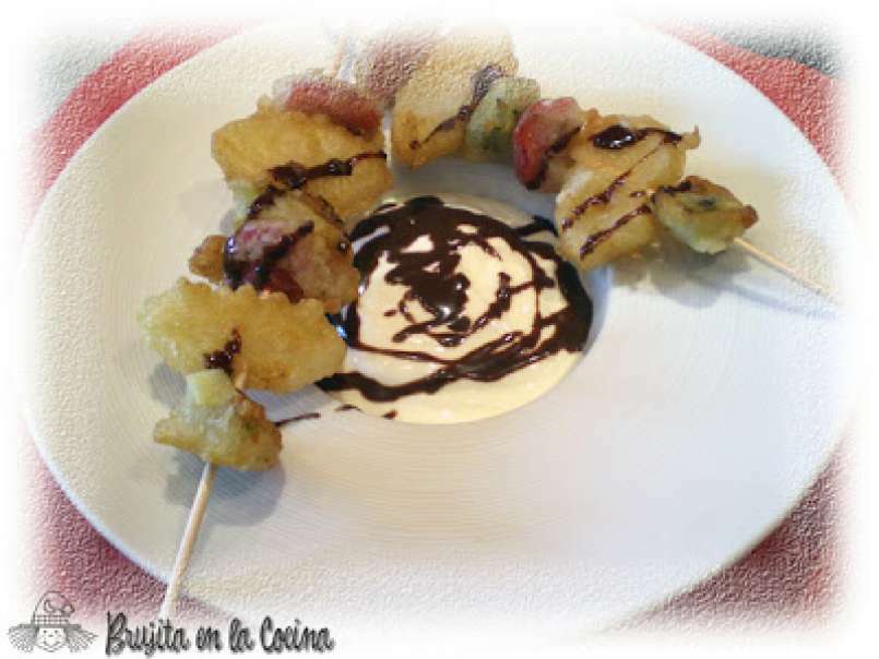Brocheta de fruta en tempura - foto 2