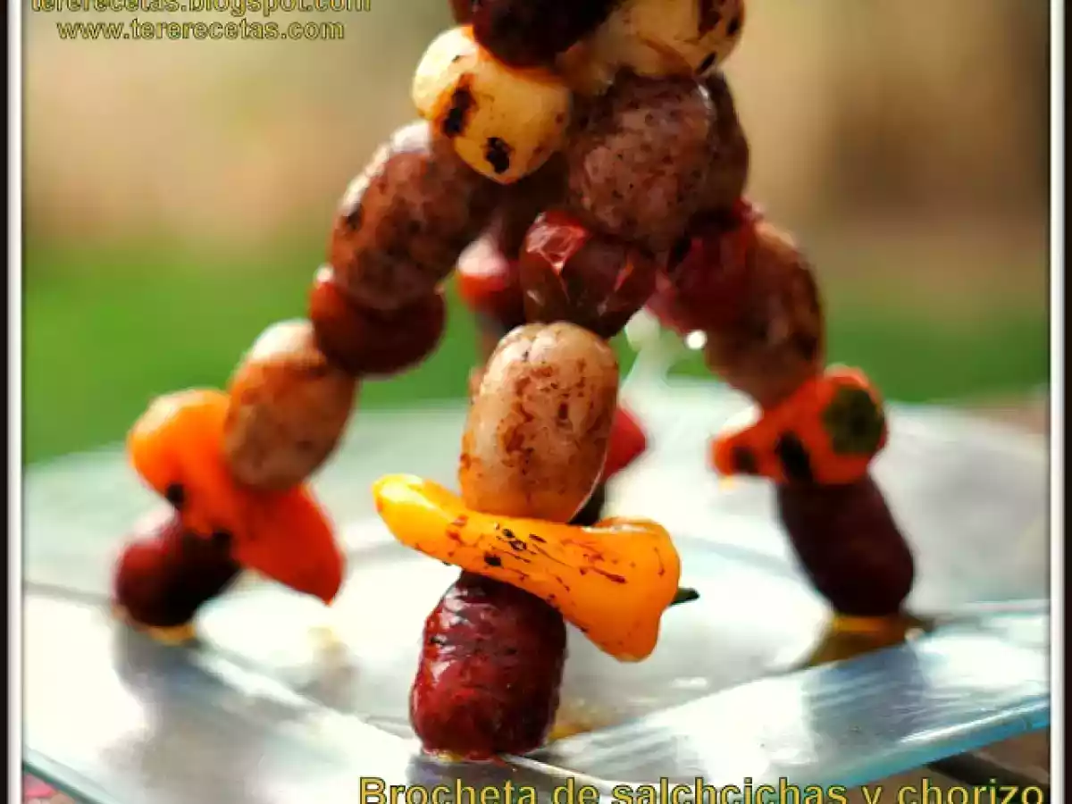 Brocheta de salchichas y chorizo - foto 4