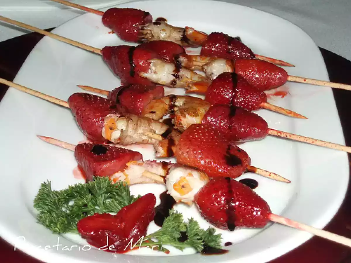 BROCHETA MIXTA DE LANGOSTINO Y FRESAS - foto 3