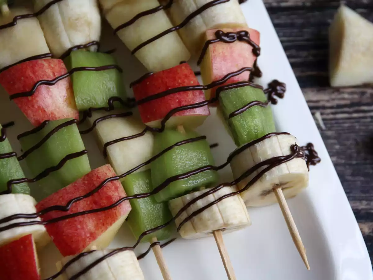 Brochetas de frutas con chocolate - foto 4