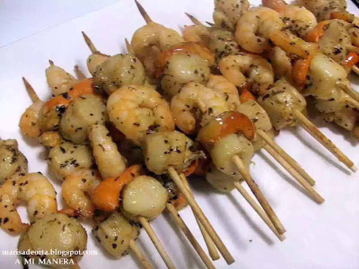 BROCHETAS DE LANGOSTINOS Y VIEIRAS