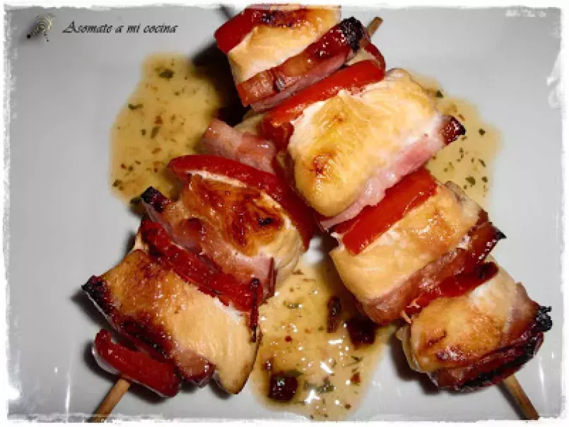 Brochetas de pollo con bacon y pimiento - foto 2