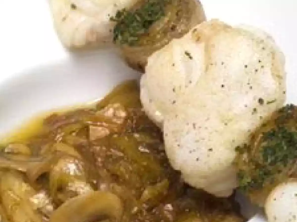 BROCHETAS DE RAPE Y CHAMPIÑONES