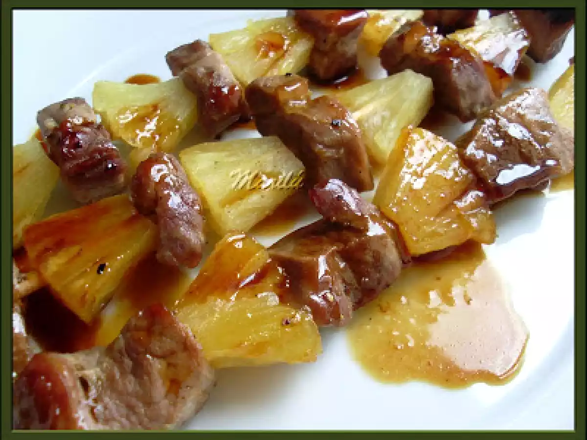 BROCHETAS DE SOLOMILLO CON PIÑA - foto 3