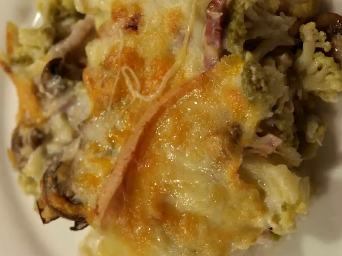 Brocolí con champiñones, beicon y manto de bechamenl - foto 2