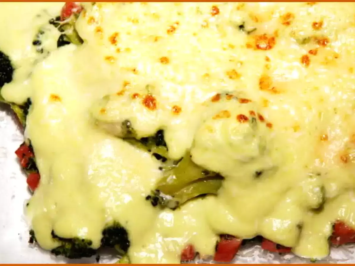 Brócoli con jamón y gratinado ligero. - foto 2