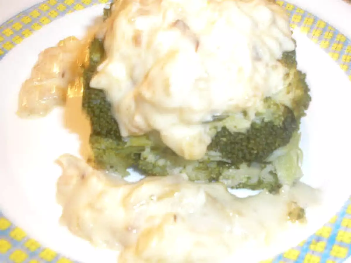 Brocoli con salsa de cebolla y miel