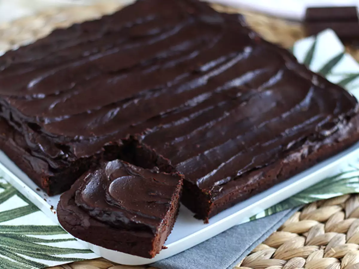 Brownie de aguacate y chocolate sin mantequilla - sin lactosa - foto 6