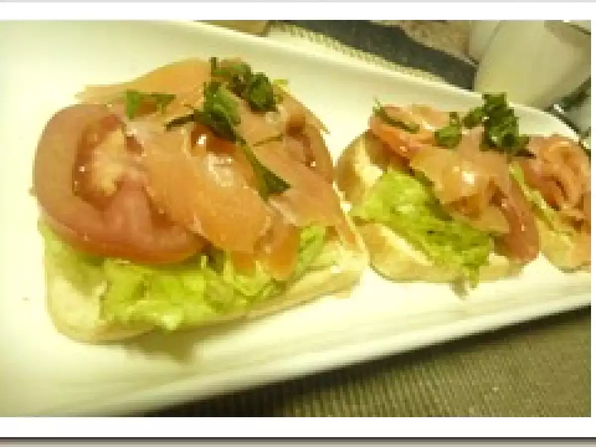 Bruschetta de salmón ahumado - foto 2