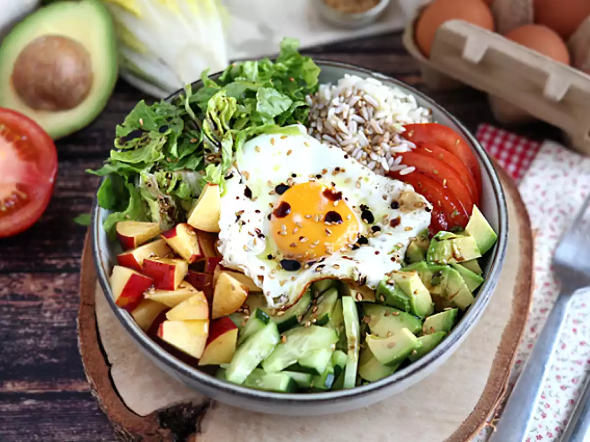 Buddha Bowl vegetariano - Un plato equilibrado y colorido - foto 3