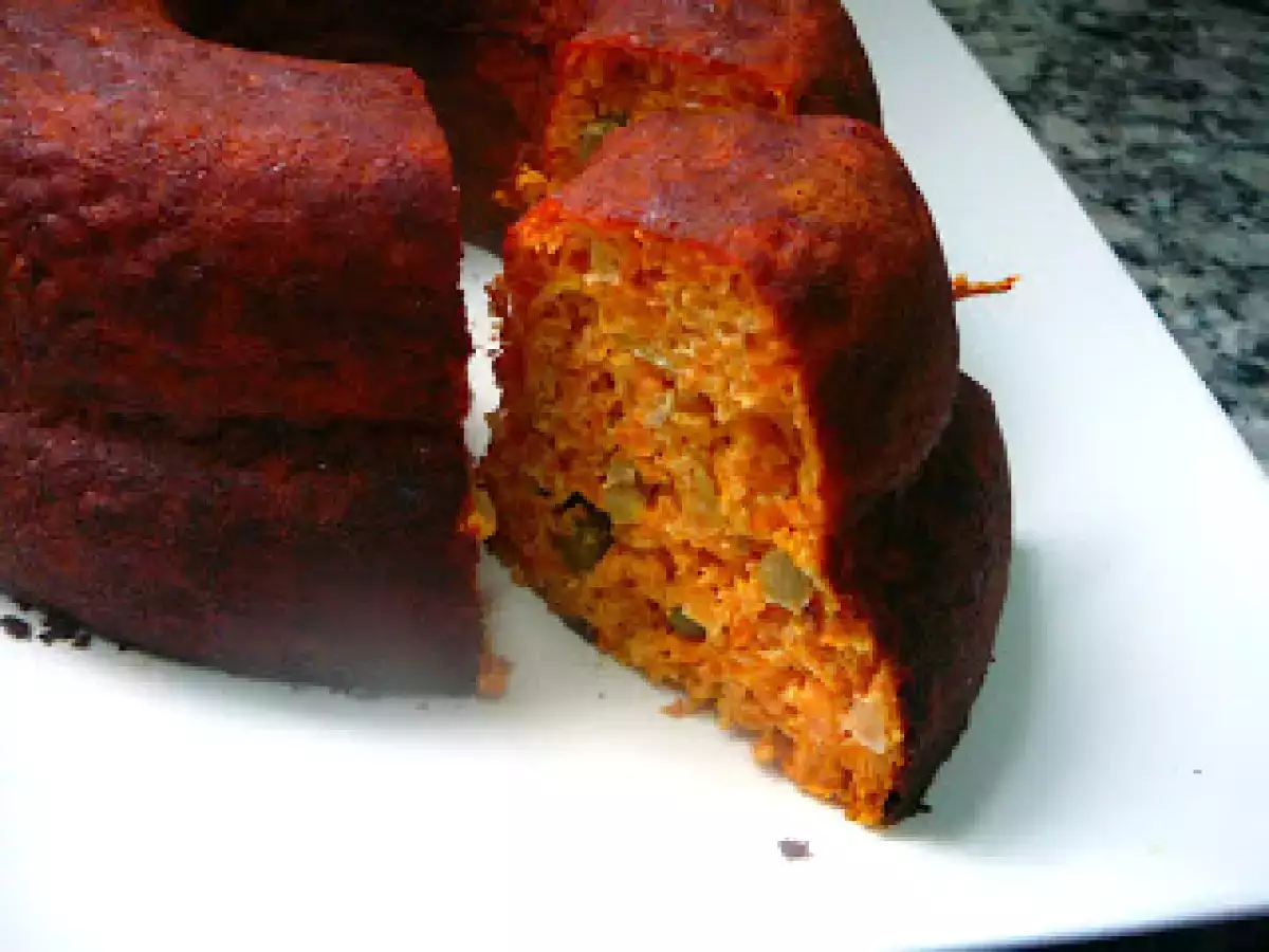 Budín de zanahorias, arvejas y un poco de pimentón