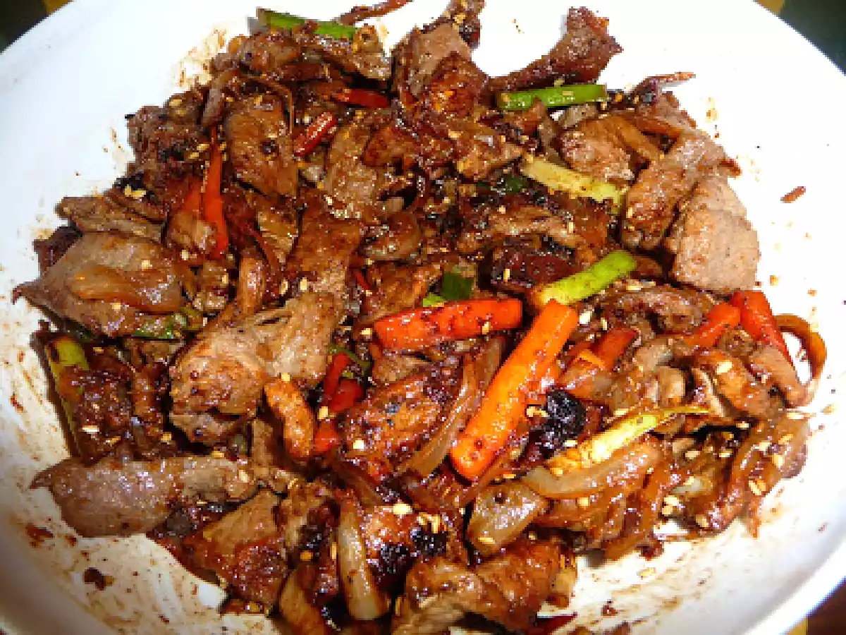 Bulgogi, tiras de ternera marinada a la plancha, receta coreana