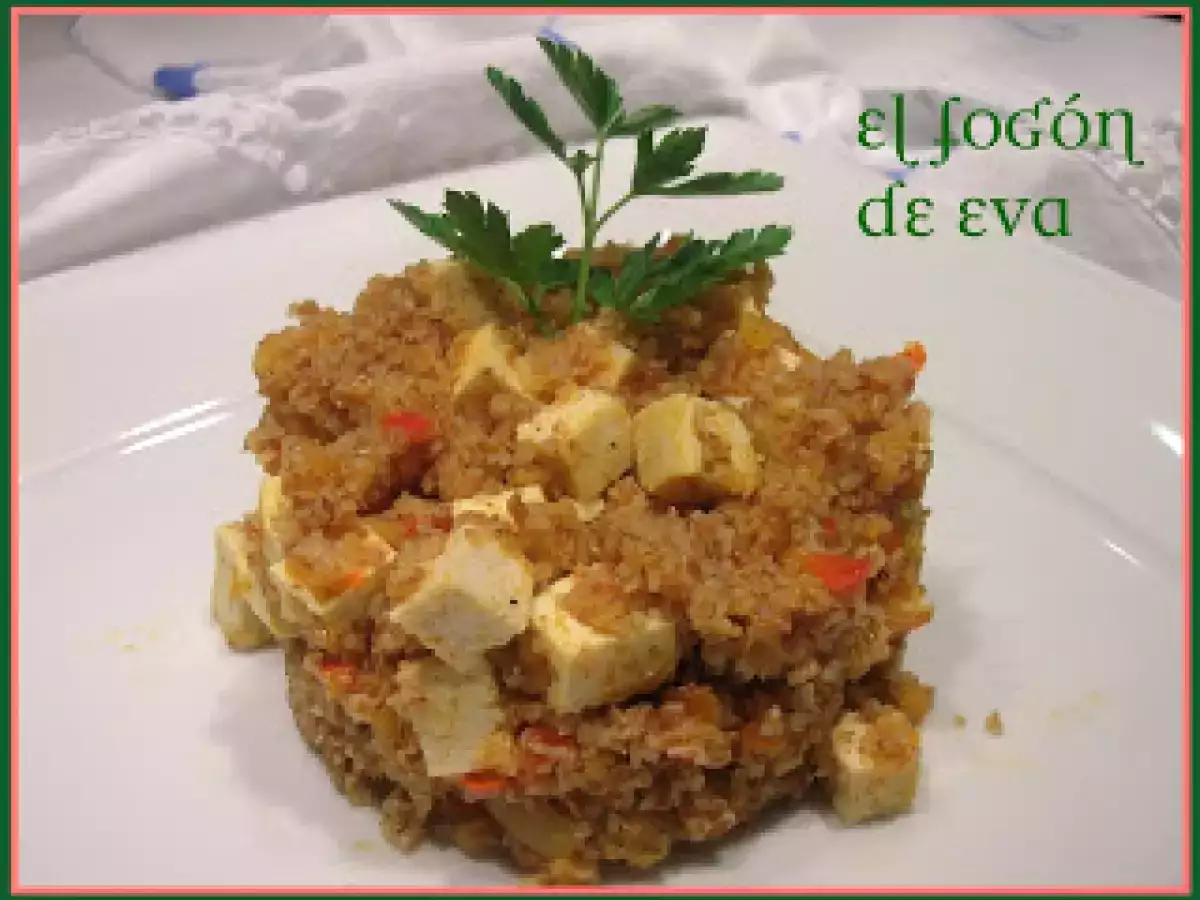 Bulgur salteado con verduras, tofu y especias orientales - foto 2