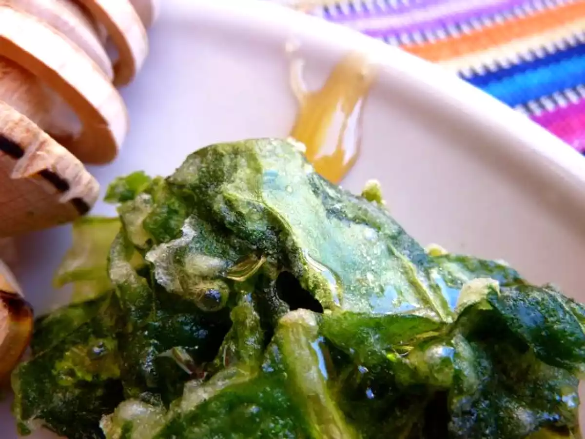 Buñuelos de acelgas con miel exquisitos - foto 2