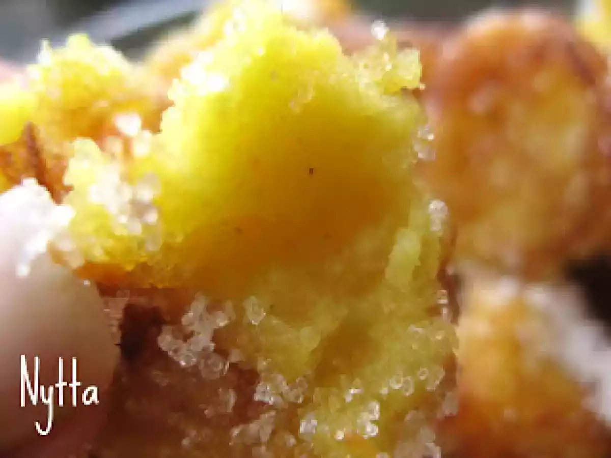 Buñuelos de Crema (en la masa)
