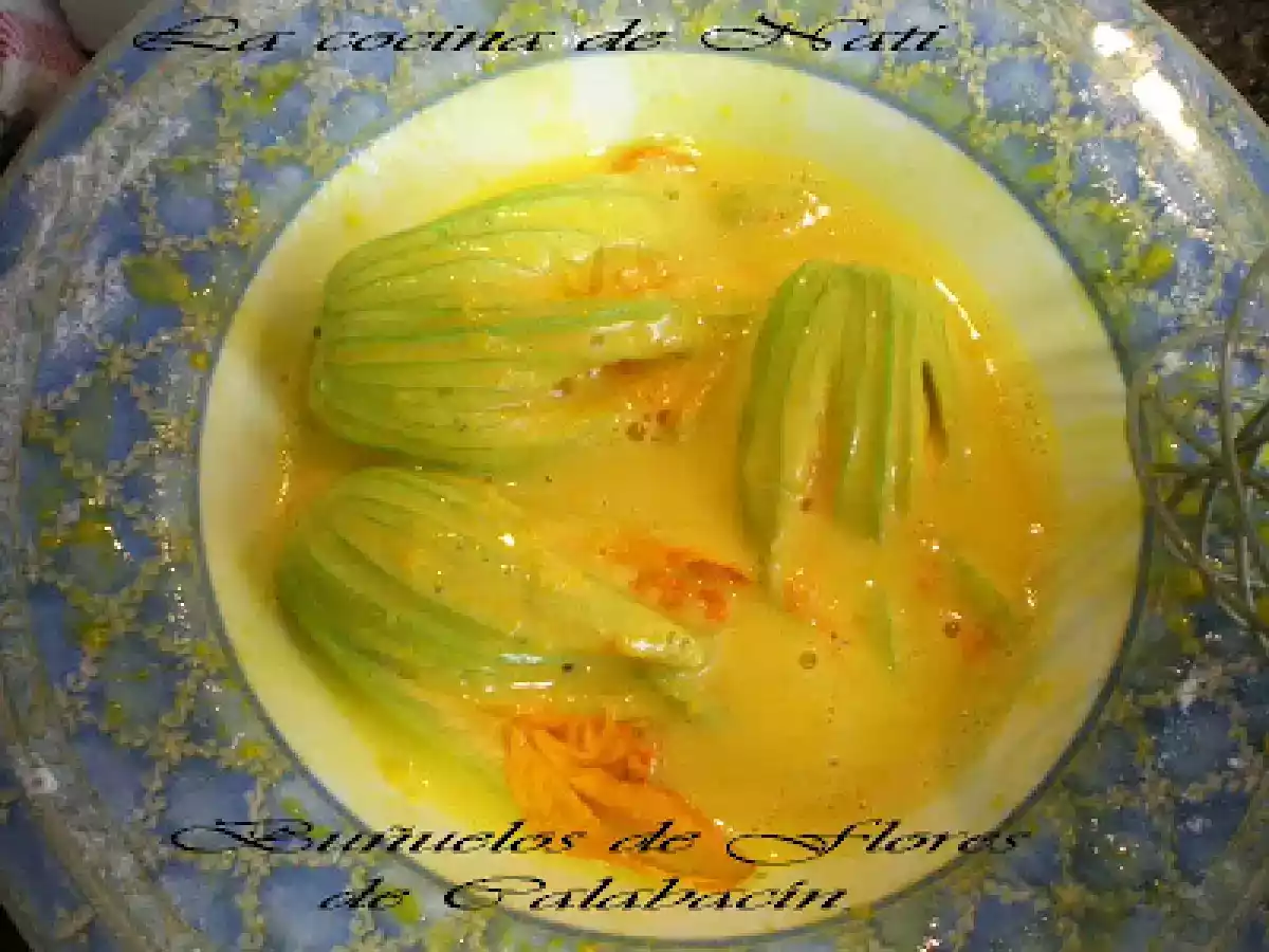 BUÑUELOS DE FLORES DE CALABACÍN. - foto 3