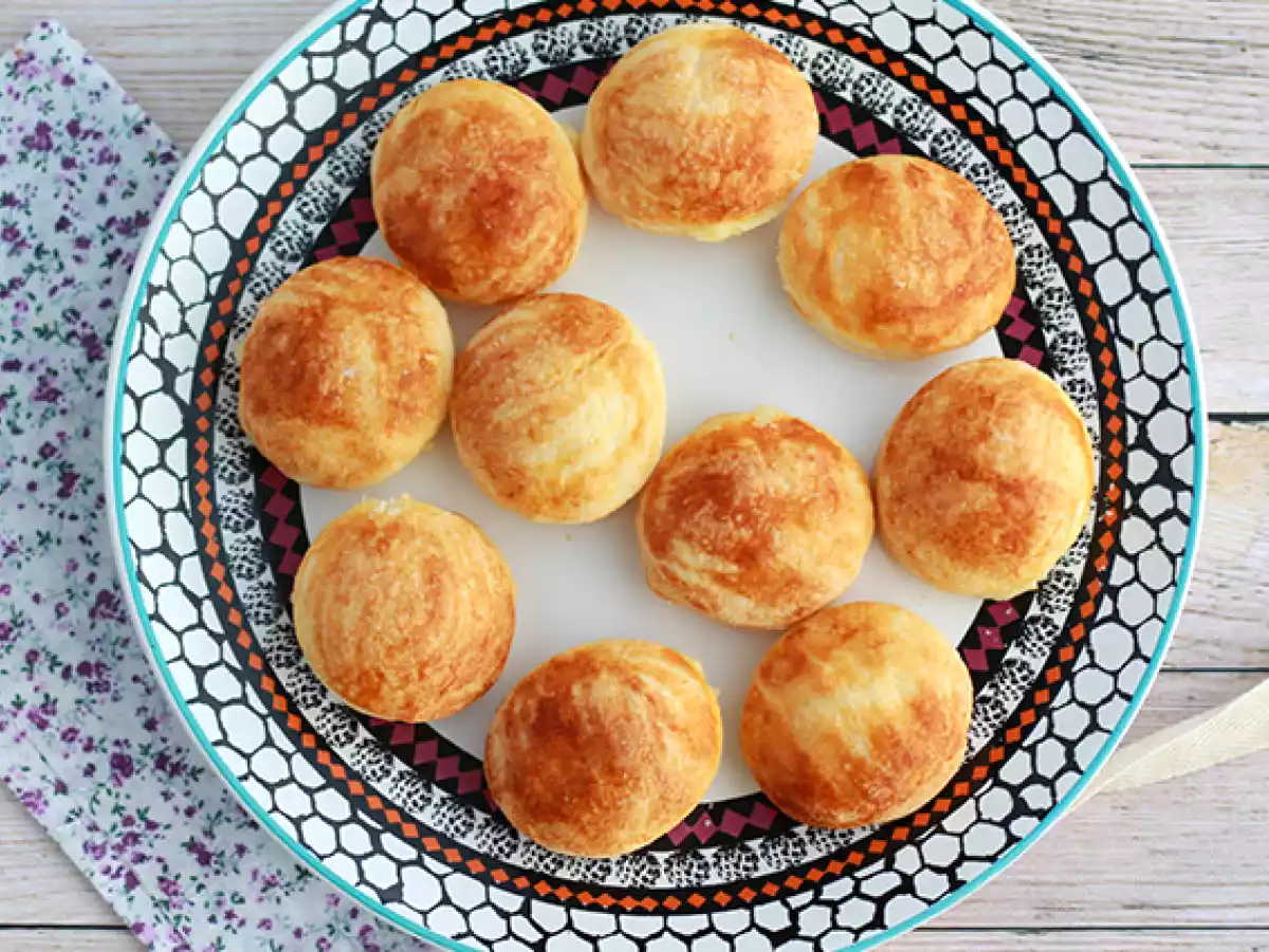 Buñuelos de hojaldre con crema pastelera - foto 3