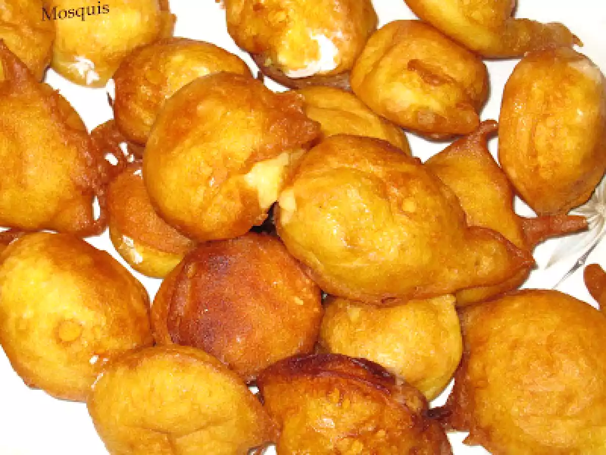 Buñuelos de viento rellenos de crema pastelera y nata - foto 2