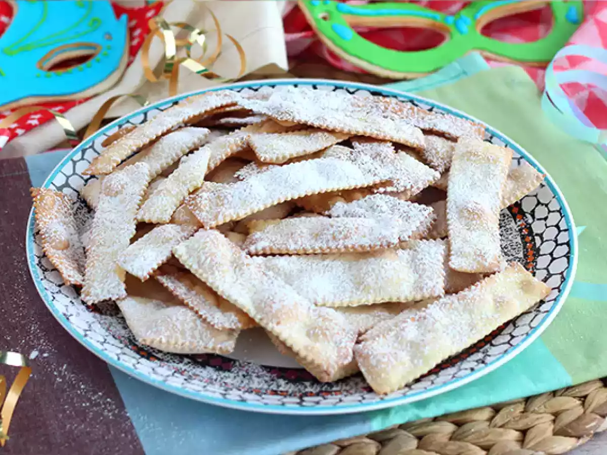 Buñuelos italianos (Chiacchiere di carnevale) - foto 3