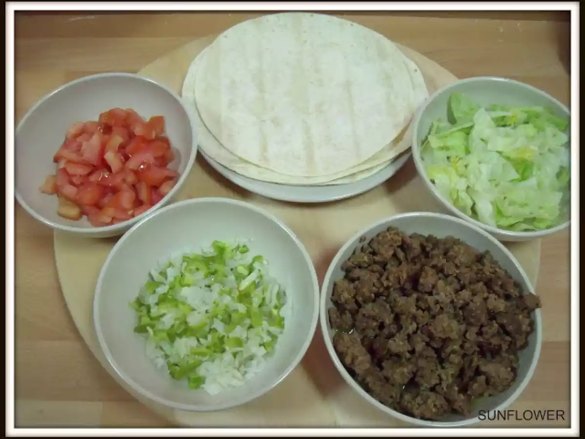 Burritos de carne y queso
