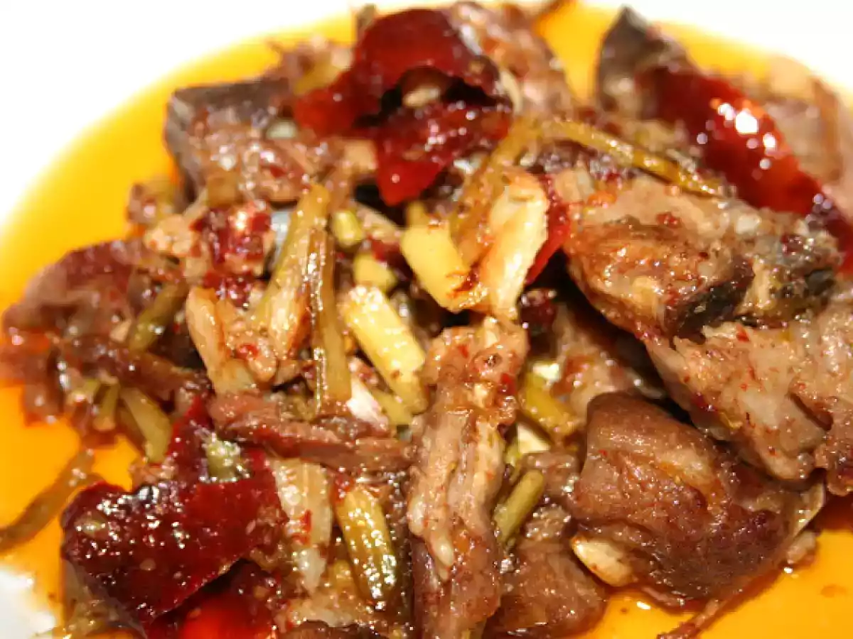 Cabrito en caldereta con esparragos trigueros - foto 2