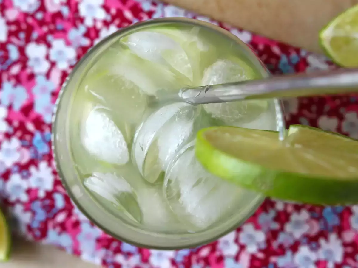 Caipirinha de lima: el cóctel brasileño más fácil y refrescante - foto 3