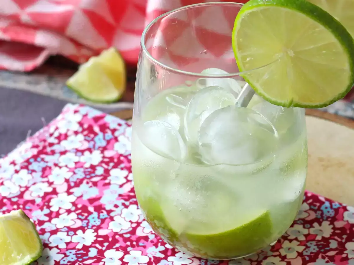Caipirinha de lima: el cóctel brasileño más fácil y refrescante - foto 4