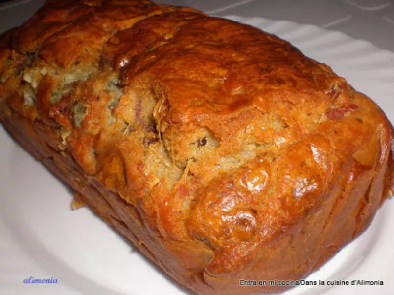 Cake nueces, bacon y queso azul / Cake noix-lardons-roquefort
