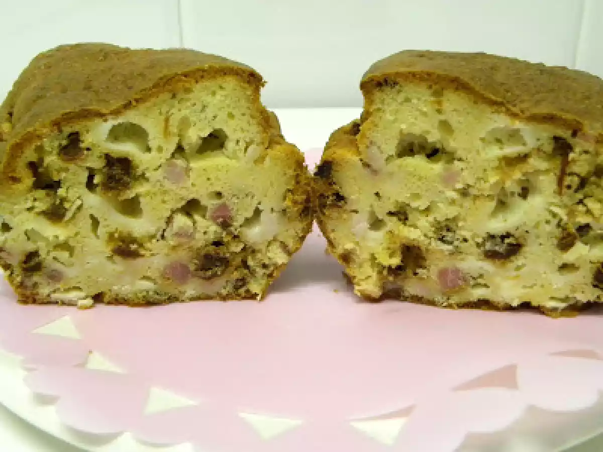 CAKE SALADO CON TOMATE SECO, QUESO Y BEICON - foto 5