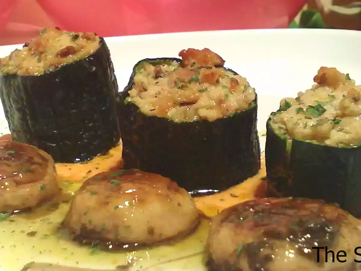 Calabacín relleno de gambas con sombrero de champiñón y salsa de