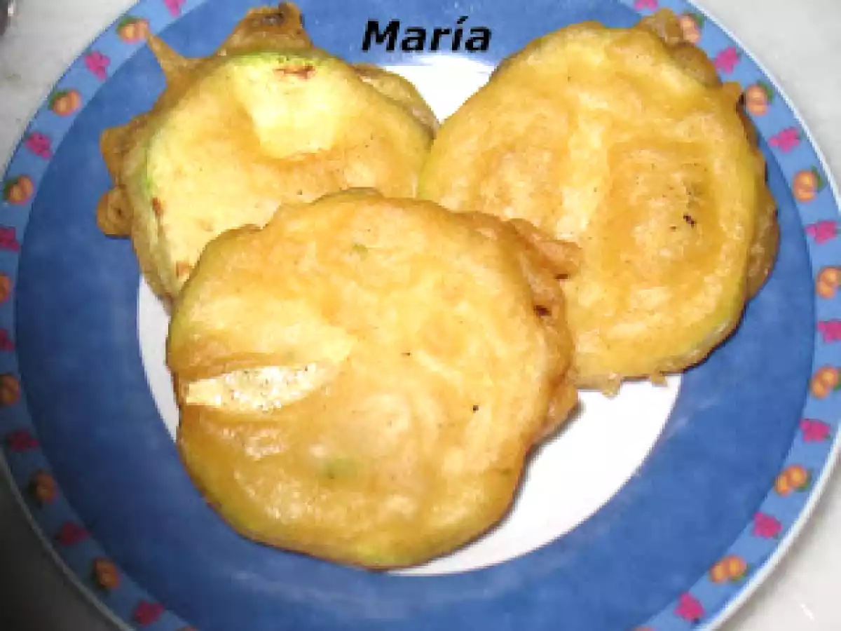 Calabacín relleno en tempura