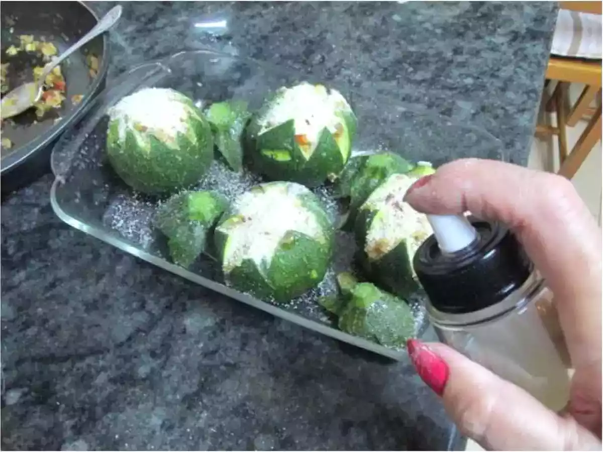 Calabacines redondos rellenos - foto 7