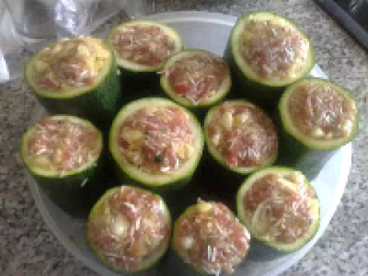 Calabacines rellenos de carne - foto 2