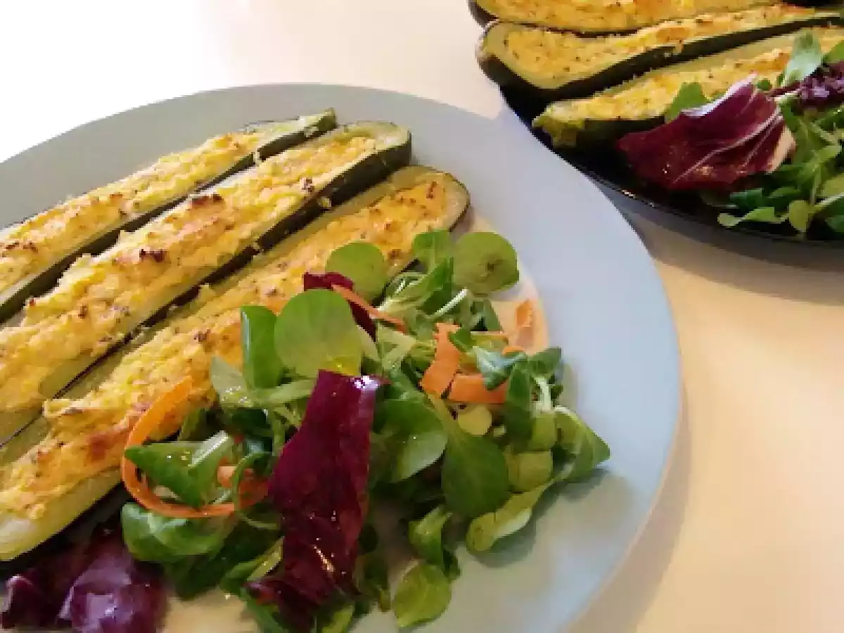 Calabacines rellenos de quesos - foto 3