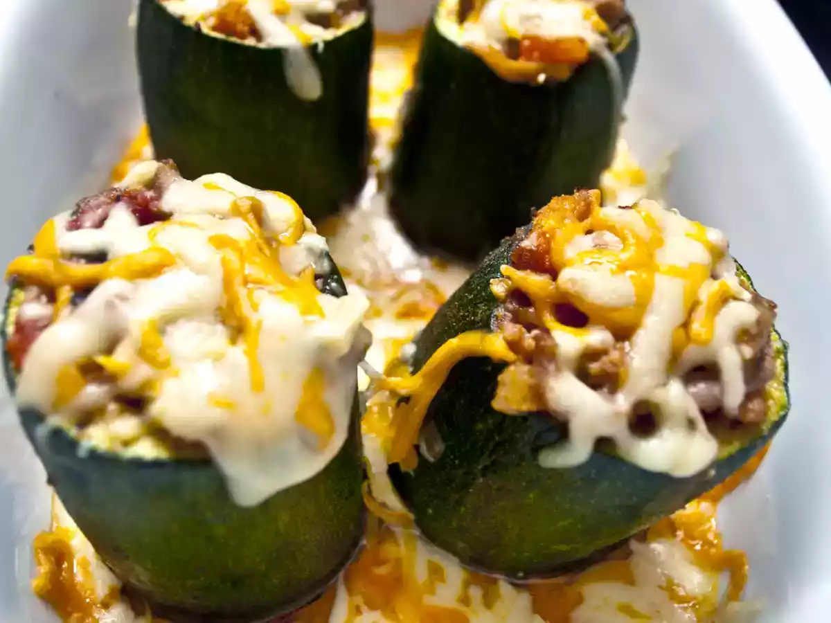 Calabacines rellenos y gratinados - foto 2
