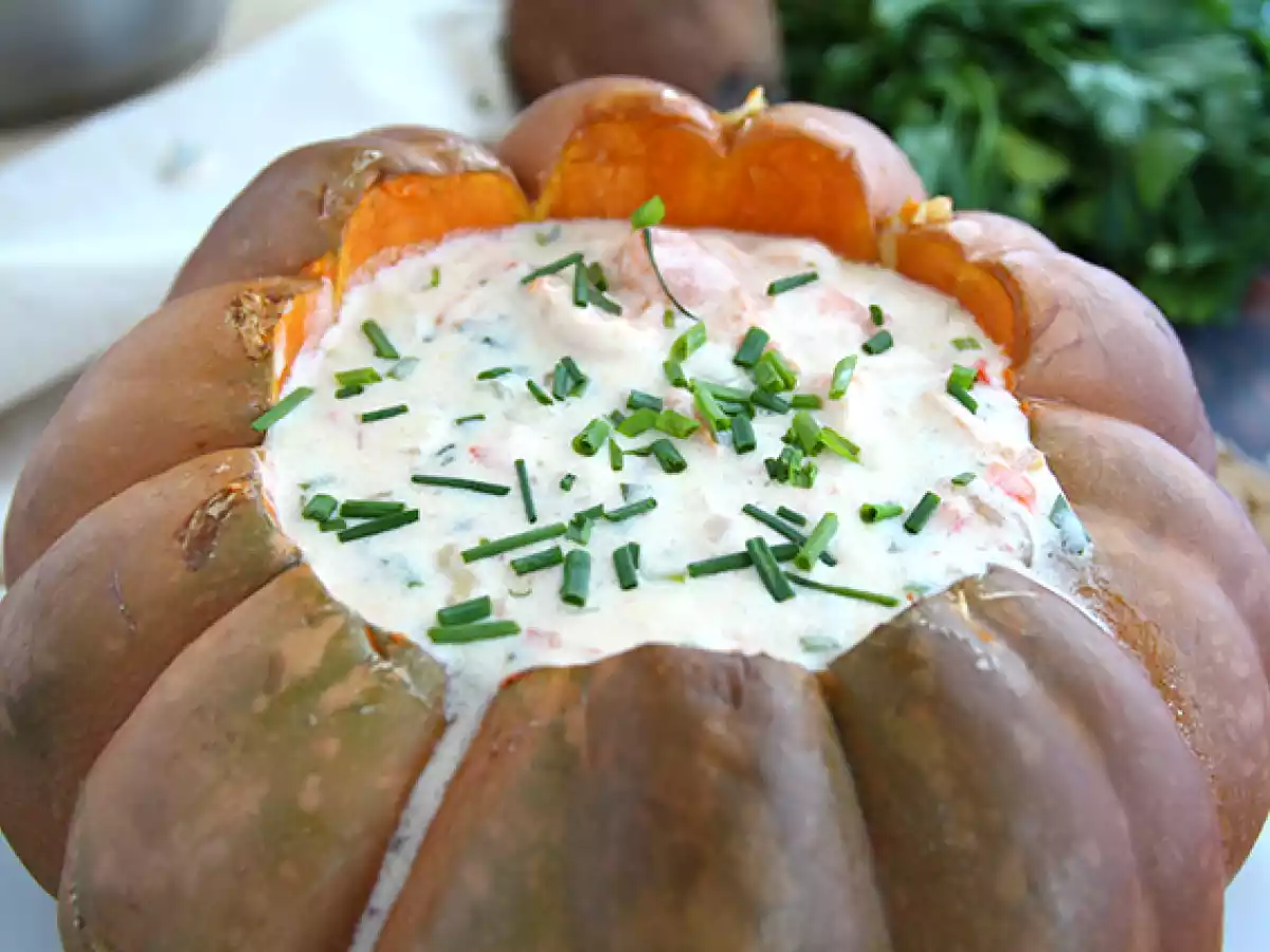 Calabaza asada rellena de crema de gambas (Camarão na moranga) - foto 2