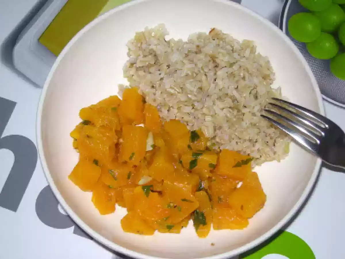 CALABAZA ESPECIADA CON ARROZ BASMATI