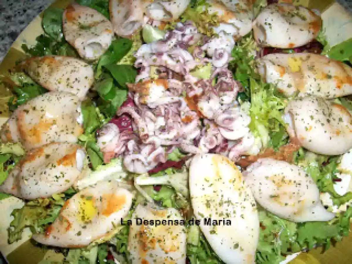 CALAMARES A LA PLANCHA CON ENSALADA - foto 3