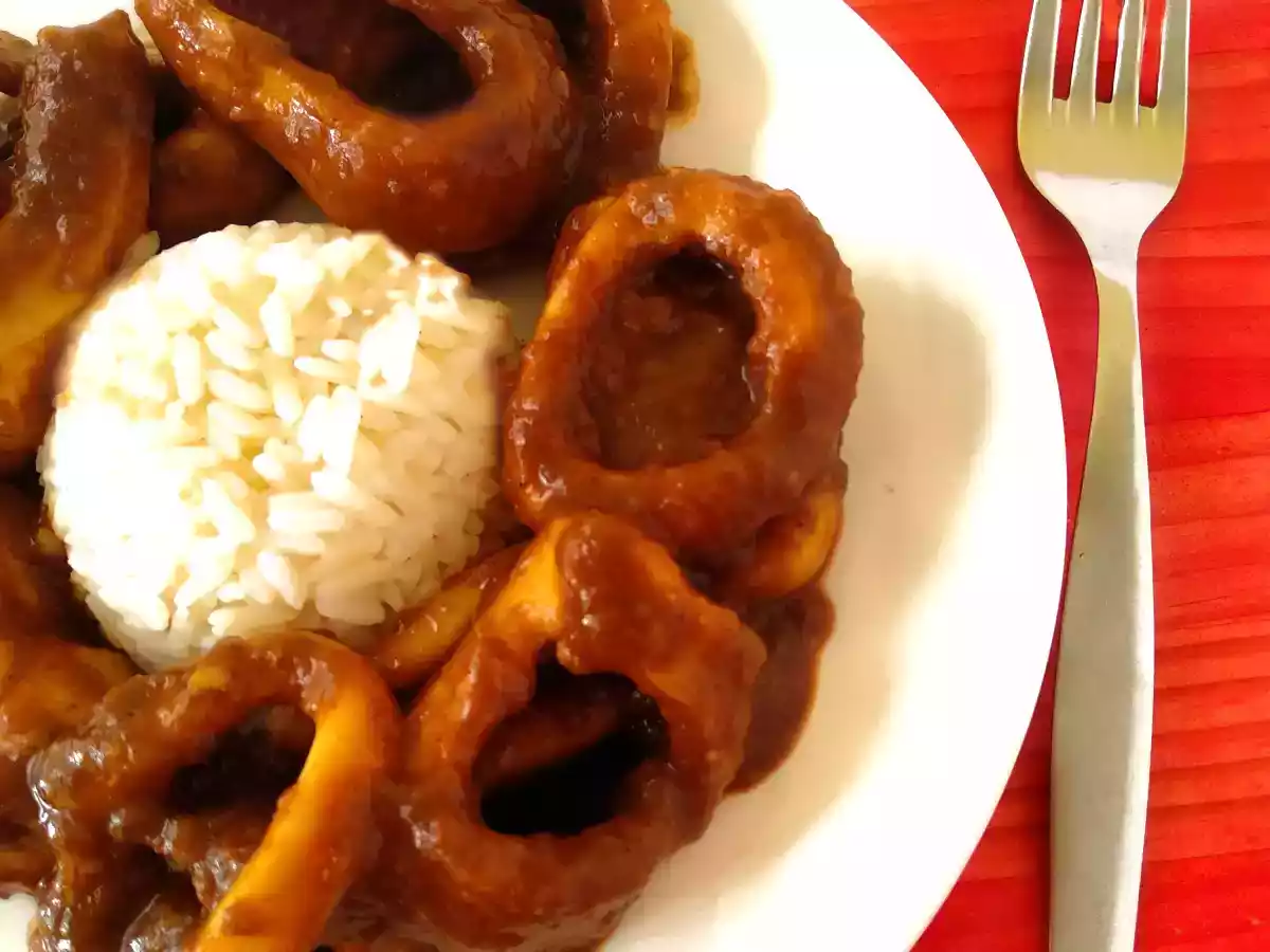 Calamares en salsa americana {perfecta para llevar al trabajo y congelar} - foto 2