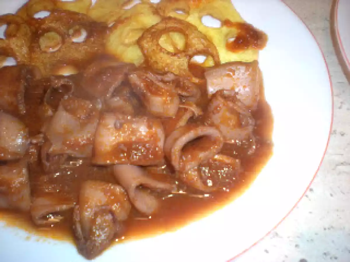 Calamares en salsa de tomate