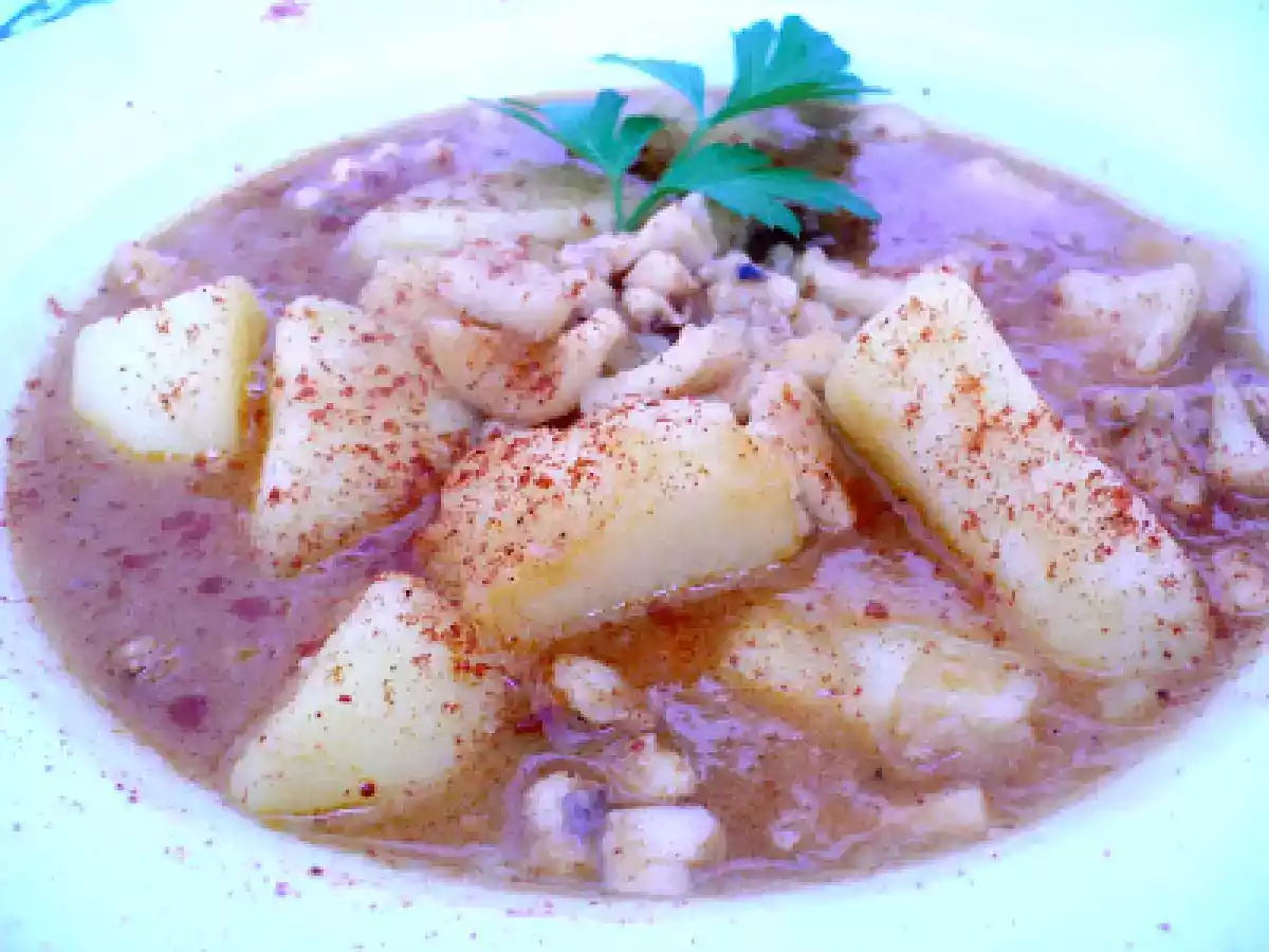 Calamares guisados con Patatas