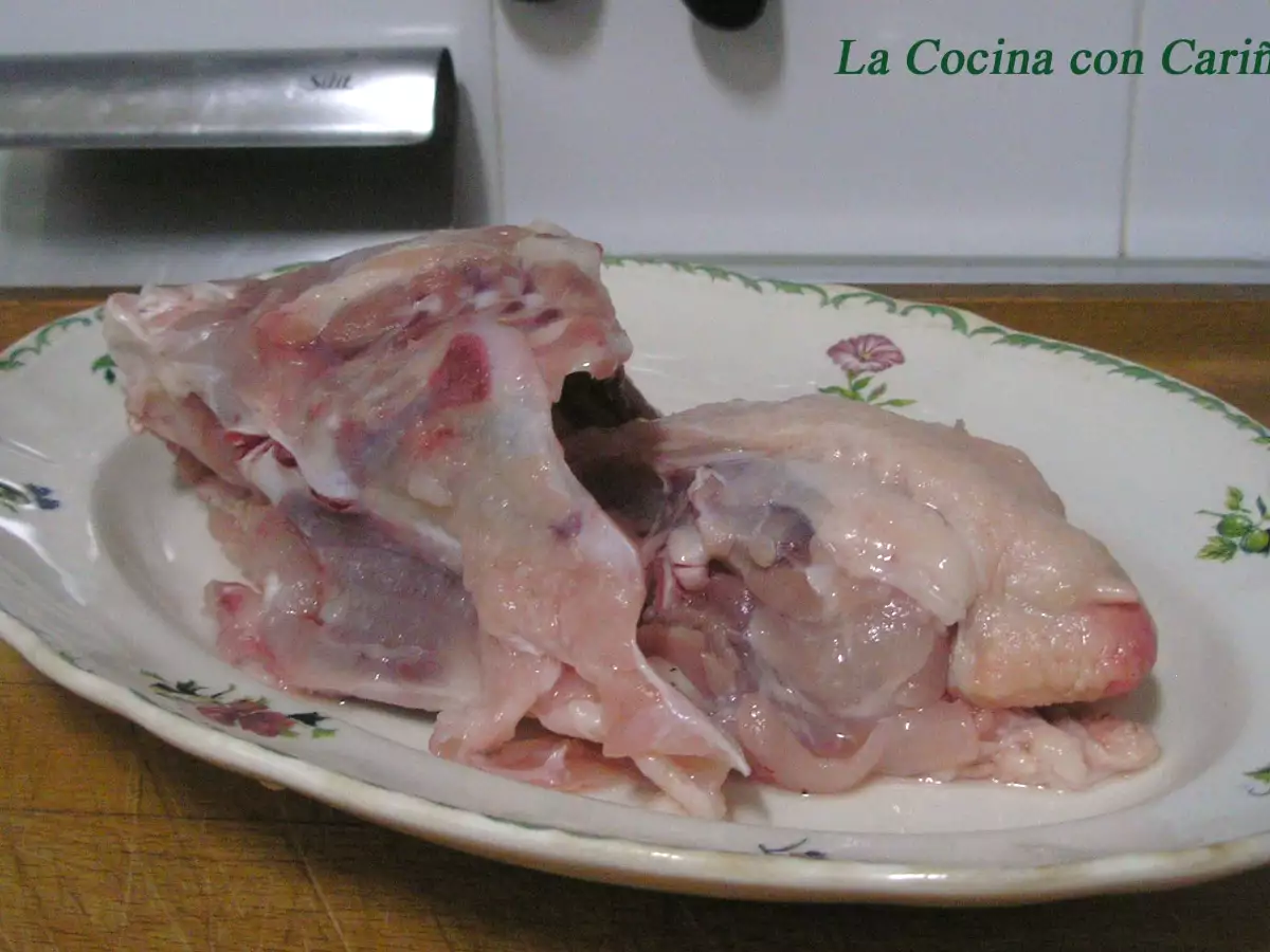 Caldo de pollo con salsa de soja y pasta fresca - foto 3