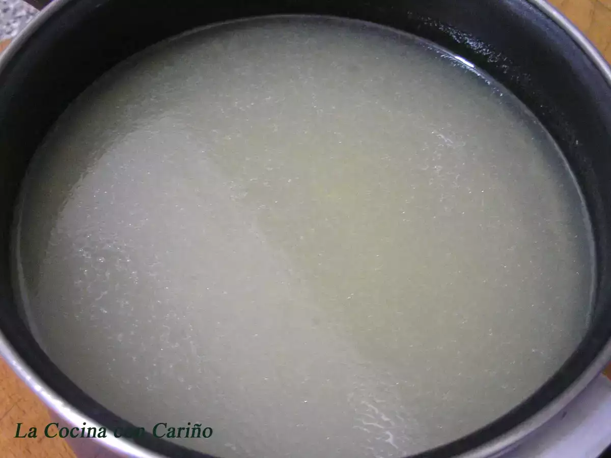 Caldo de pollo con salsa de soja y pasta fresca - foto 9