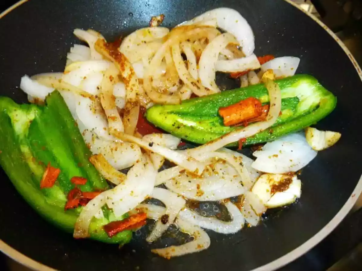 CALDO LOCO HUASTECO Plato de la Huasteca potosina - foto 3