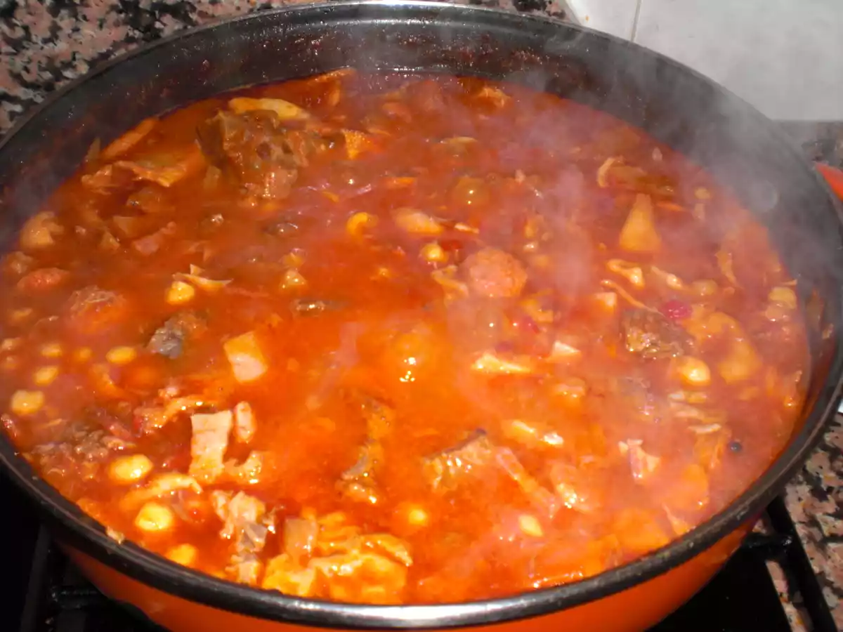 Callos con garbanzos