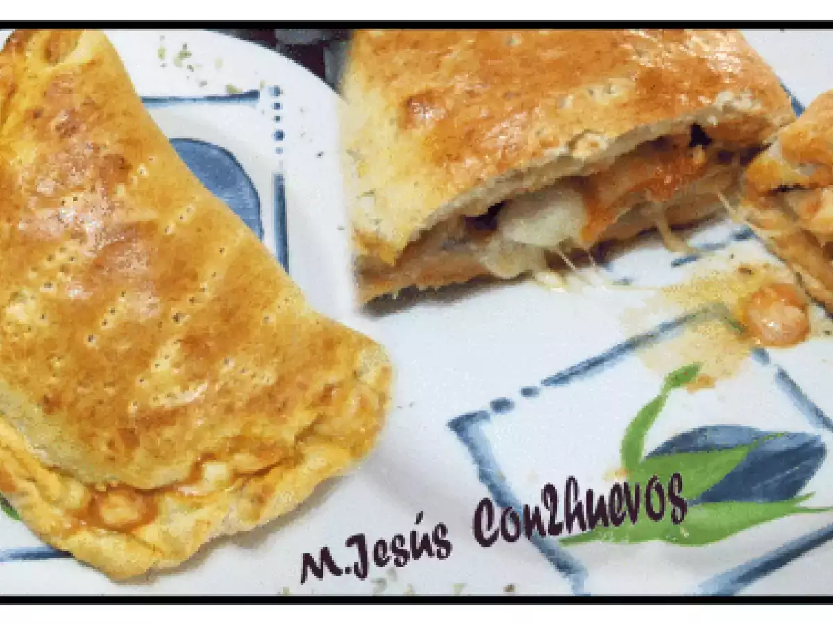 CALZONE CON CHAMPIÑONES Y GAMBAS - foto 2
