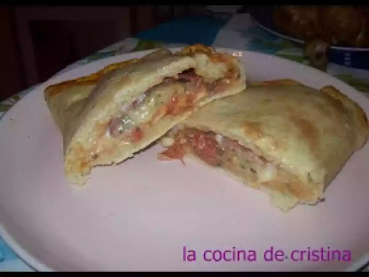 CALZONE DE JAMON Y QUESO - foto 2