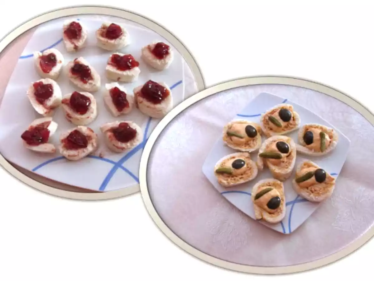 Canapes con salsa tartara